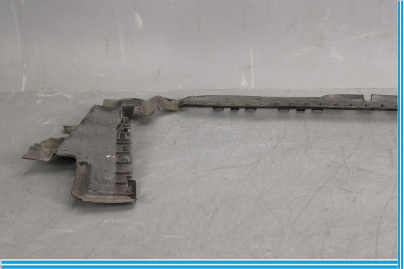 Load image into Gallery viewer, 10-13 Mercedes E350 E550 W207 Air Guide Plate Baffle Trim Oem