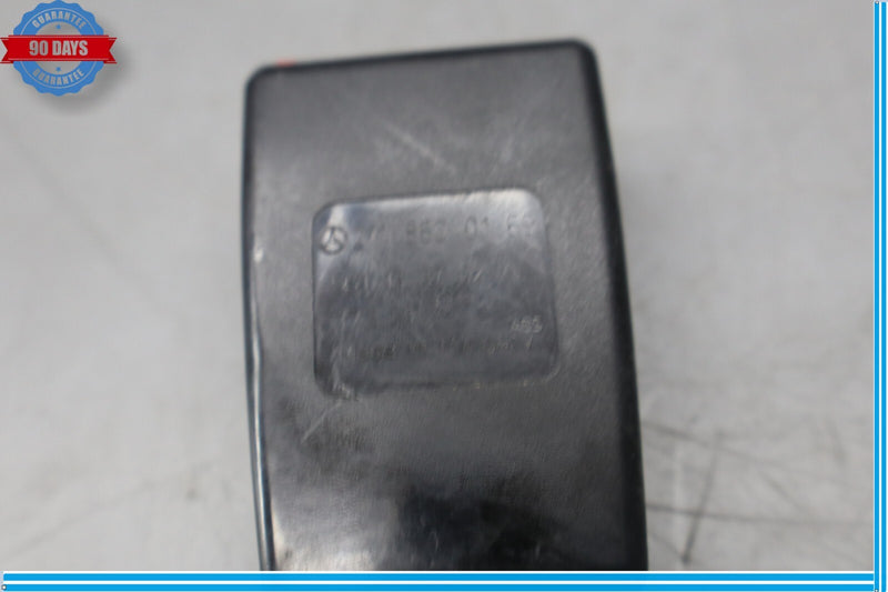 Load image into Gallery viewer, 03-08 Mercedes E320 E350 W211 Left or Right Seat Belt Seatbelt Buckle Oem