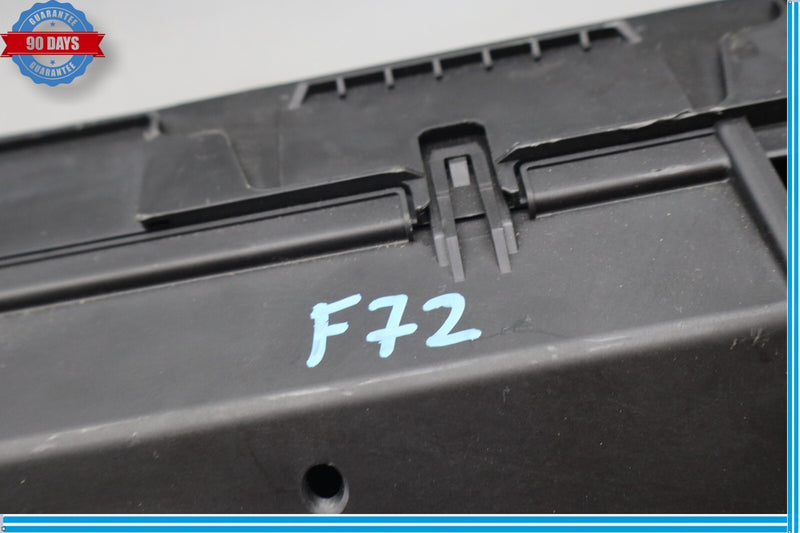 Load image into Gallery viewer, 14-17 Land Range Rover Sport Rear Fuse Relay Junction Fuse Box Oem