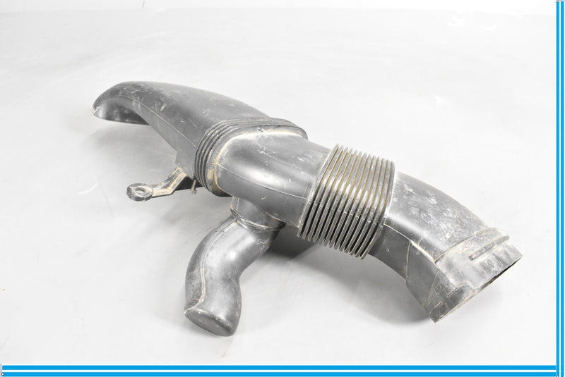 Load image into Gallery viewer, 07-10 BMW X5 E70 Air Cleaner Intake Duct Tube Pipe 13717548890 Oem