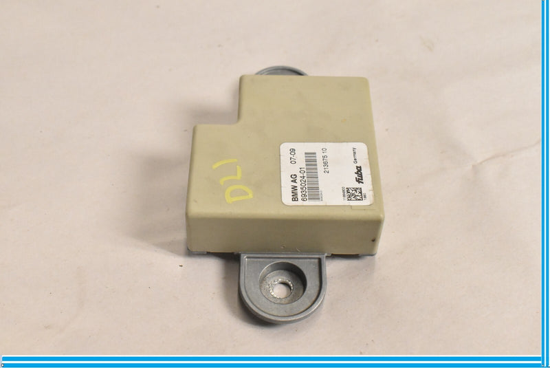 Load image into Gallery viewer, 08-10 BMW 750Li 750i F01 Rear Antenna Amp Booster Control Module 693502401 Oem