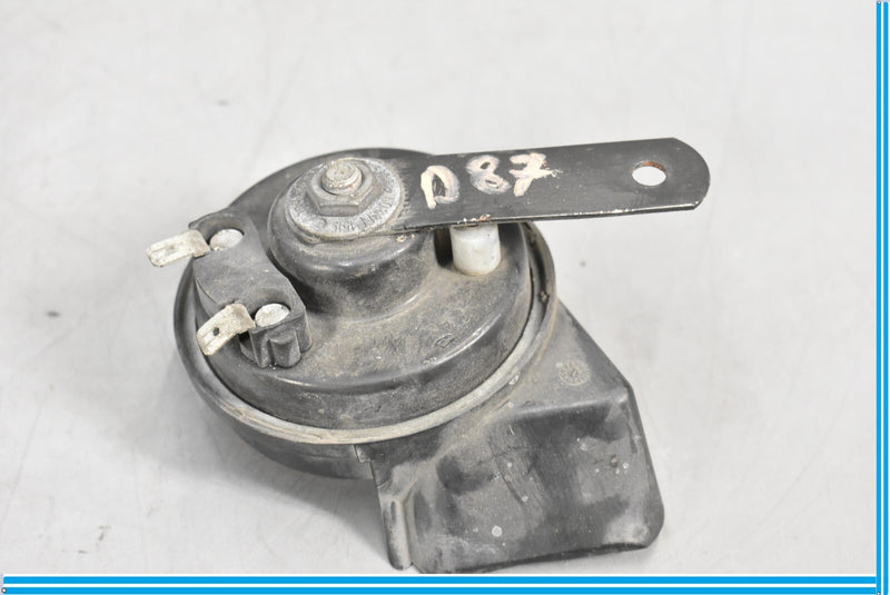 Load image into Gallery viewer, 06-11 Mercedes CLS550 CLS500 W219 High & Low Tone Horn Alarm Signal Oem