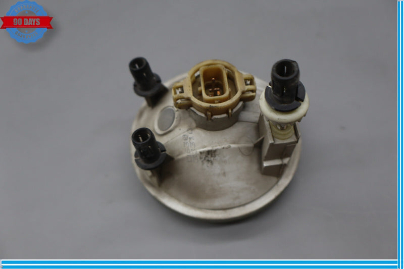 Load image into Gallery viewer, 2011 GMC Acadia Denali Front Right Passenger Side Fog Light Foglight Lamp Oem
