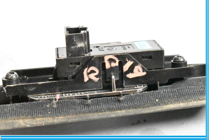 Load image into Gallery viewer, 04-12 Bentley Continental Right Passenger Door Window Switch 3W0959858 Oem