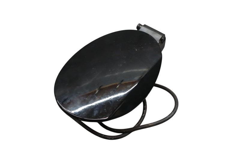 Load image into Gallery viewer, 14-22 Maserati Ghibli Quattroporte Fuel Gas Filler Tank Lid Door Flap Cover Oem