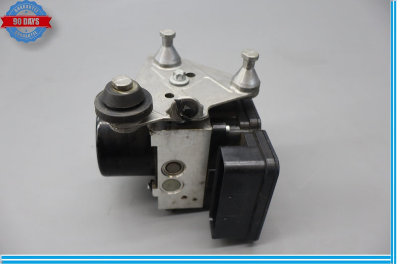 Load image into Gallery viewer, 12-15 Mercedes W204 C250 C350 ABS Anti Lock Brake Pump Module Oem