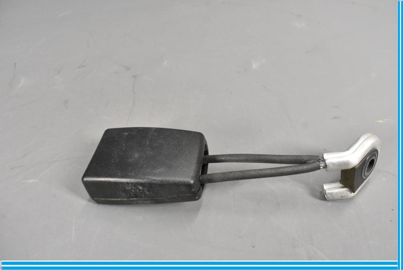 Load image into Gallery viewer, 06-11 Mercedes CLS550 CLS500 W219 Rear Left Side Seat Belt Seatbelt Buckle Oem