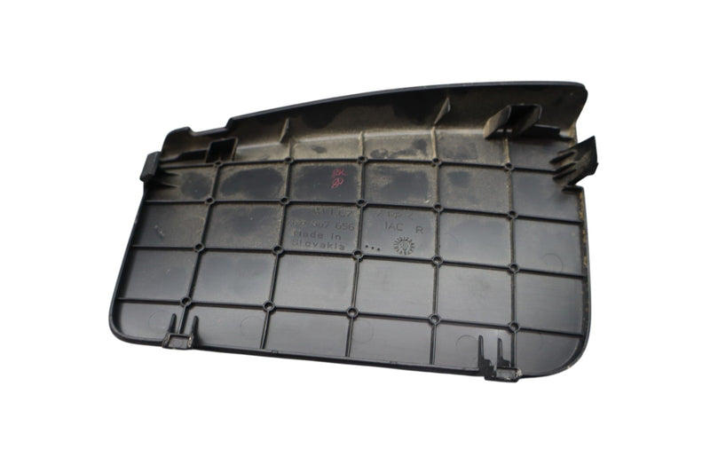 Load image into Gallery viewer, 11-17 Volkswagen VW Touareg Right Side Trunk Hatch Panel Cover 7P6867656 Oem