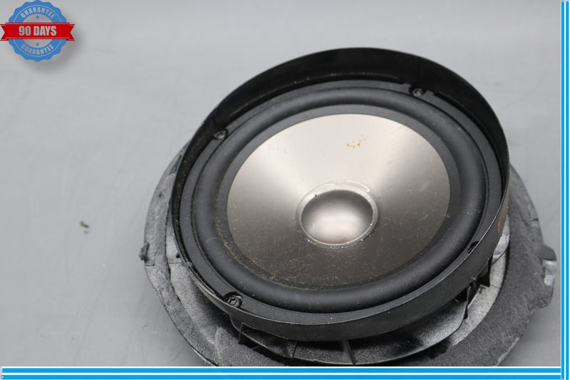 Load image into Gallery viewer, 03-06 Mercedes W211 E500 E320 Rear Right Passenger Door Audio Speaker Oem