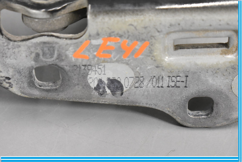 Load image into Gallery viewer, 08-18 Mercedes CLS550 E400 Front Left Driver Hood Hinge A2048800728 Oem