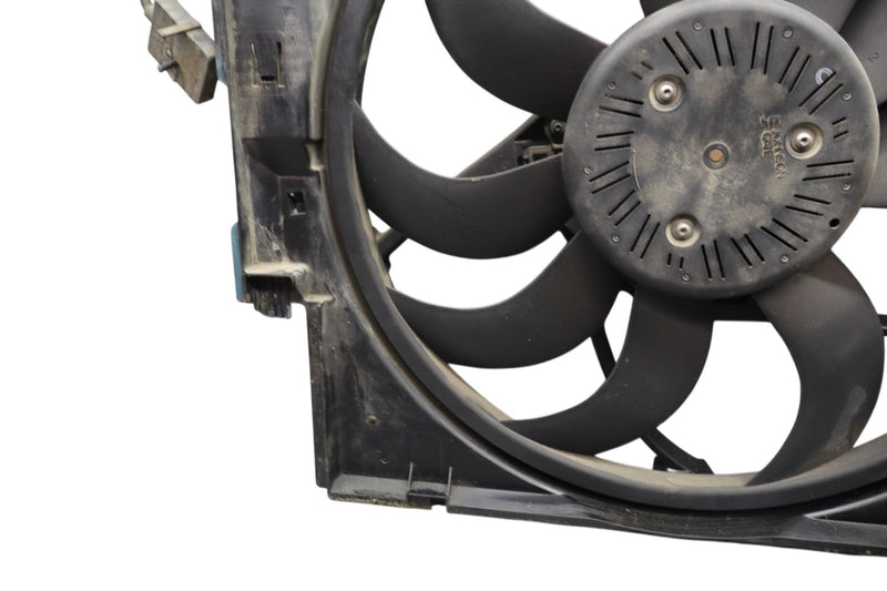Load image into Gallery viewer, 12-18 BMW 320i 328i F30 Front Radiator Cooling Fan Shroud Assembly 7640511 Oem