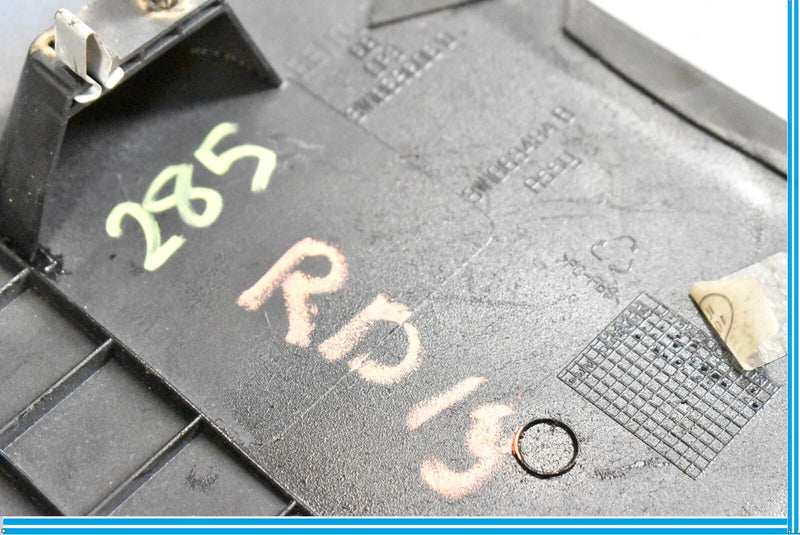 Load image into Gallery viewer, 06-12 Bentley Continental Front Right Kick Panel Trim Cover 3W1863606D Oem