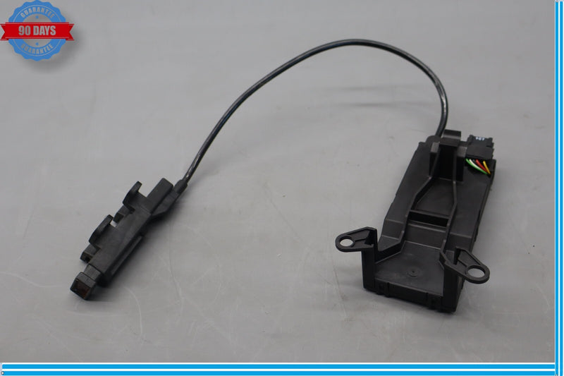 Load image into Gallery viewer, 03-06 Mercedes R230 SL500 SL55 Right Door Keyless Go Entry Antenna Module Oem