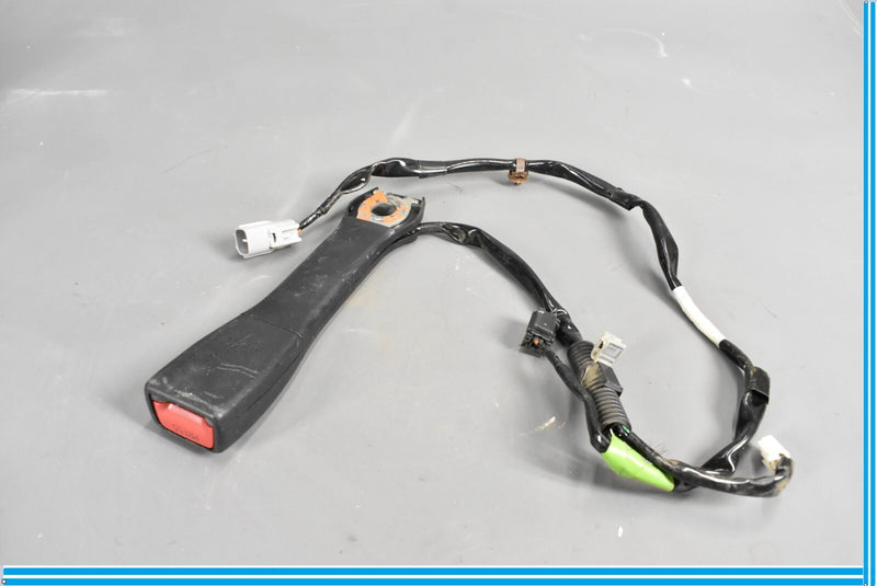Load image into Gallery viewer, 07-12 Lexus LS460 Front Left Driver Seat Belt Buckle Black Oem