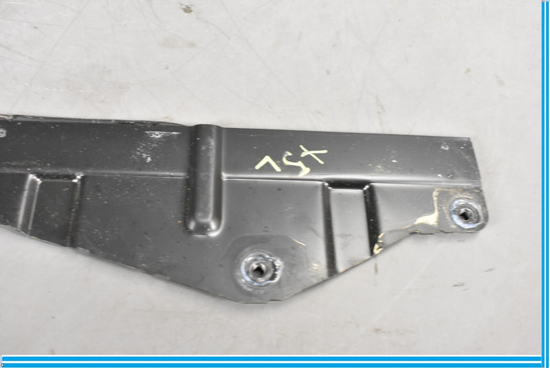 Load image into Gallery viewer, 03-12 Mercedes R230 SL500 AMG Rear Left Quarter Window Glass Lower Cover Oem