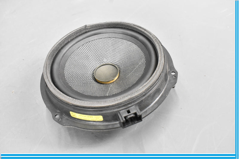 Load image into Gallery viewer, 10-18 Jaguar XF XFR Rear Right Passenger Side Door Bass Speaker Oem
