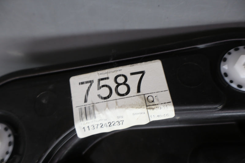 Load image into Gallery viewer, 11-17 Volkswagen VW Touareg Rear Right Side Door Window Regulator Panel Oem