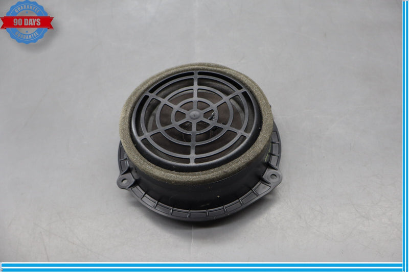 Load image into Gallery viewer, 12-18 Audi A7 Quattro Rear Left Or Right Side Door Audio Speaker Bose Oem