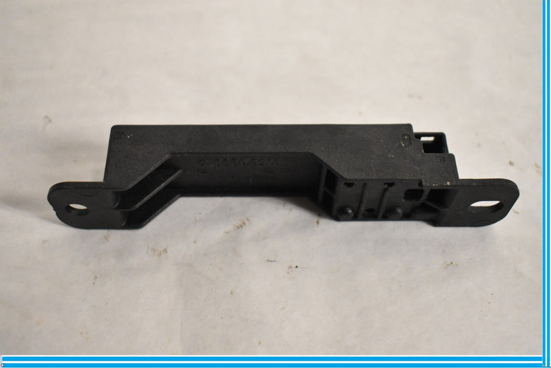 Load image into Gallery viewer, 15-20 Mercedes C300 W205 Keyless Entry Antenna Receiver Module 2059053005 Oem