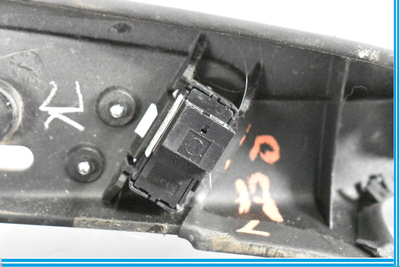 Load image into Gallery viewer, 2008 Bentley Continental GT MK1 Left Side Seat Leather Trim Black 3W8881734 Oem