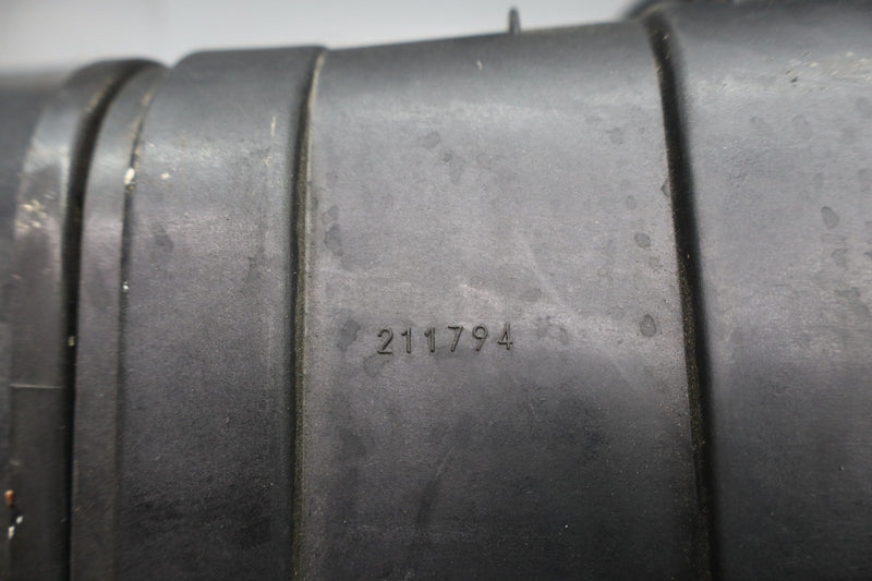 Load image into Gallery viewer, 04-08 Maserati Quattroporte M139 4.2L Air Intake Cleaner Filter Housing Box Oem