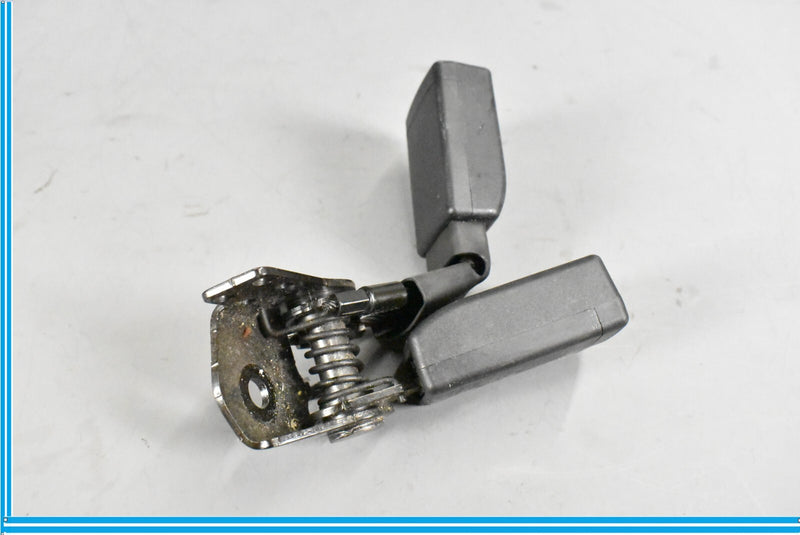 Load image into Gallery viewer, 2014 - 2018 MERCEDES CLA45 W117 REAR RIGHT SIDE SEATBELT SEAT BELT BUCKLE OEM