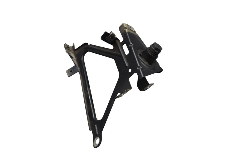 Load image into Gallery viewer, 09-15 BMW 740i 750Li xDrive Front Right Side Forward Fender Mount Bracket Oem