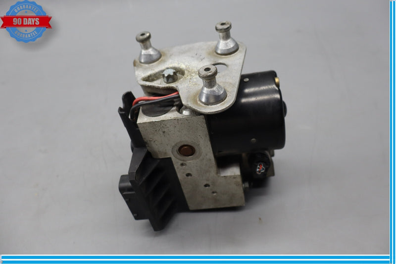 Load image into Gallery viewer, 00-03 Mercedes W210 E320 E430 ABS Anti Lock Brake Pump Hydraulic Oem
