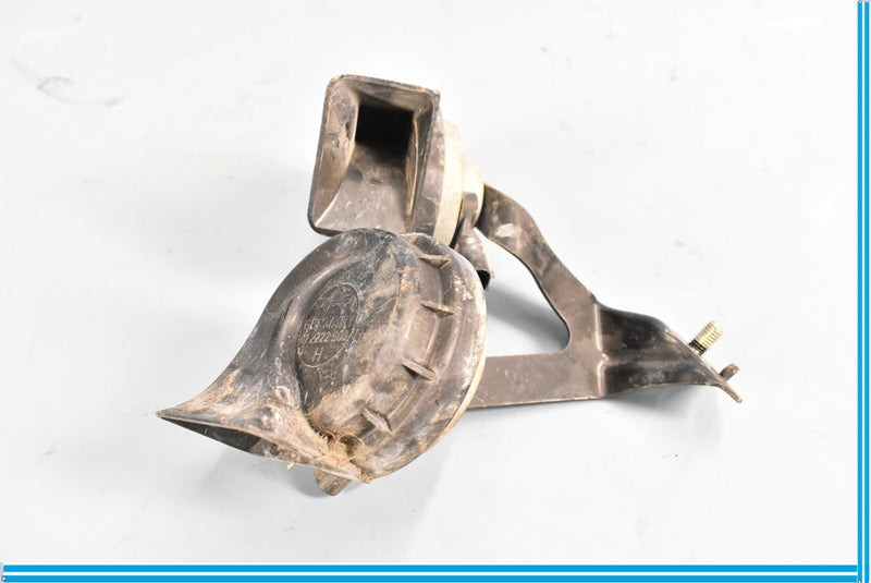 Load image into Gallery viewer, 97-04 Porsche Boxster Front Left & Right High & Low Tone Horn Alarm Set Oem