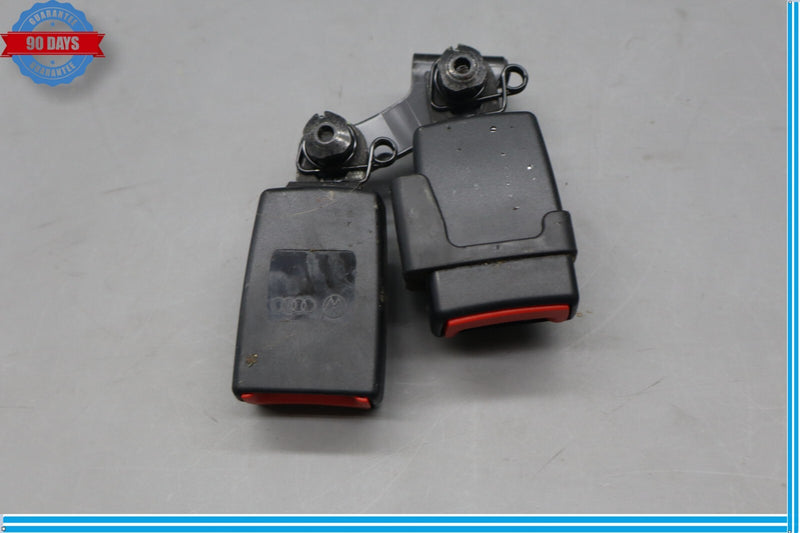 Load image into Gallery viewer, 12-18 Audi A6 Rear Seatbelt Double Buckle Receiver 4G0857739 Oem