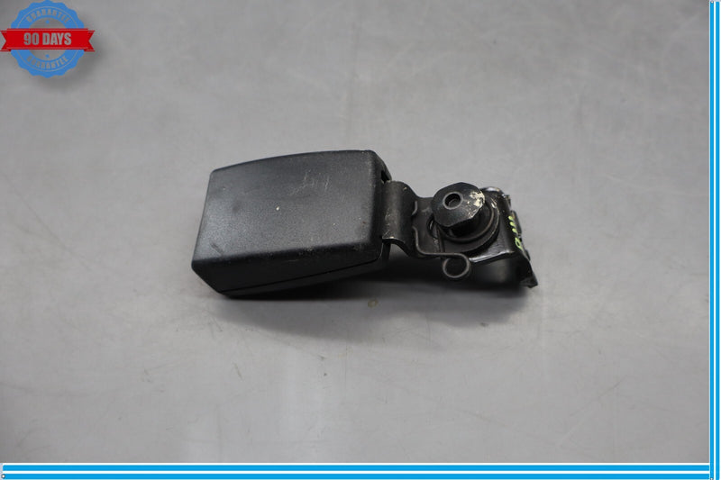 Load image into Gallery viewer, 12-18 Audi A7 A7 Quattro Rear Right/Left Side Seatbelt Latch Buckle Receiver Oem
