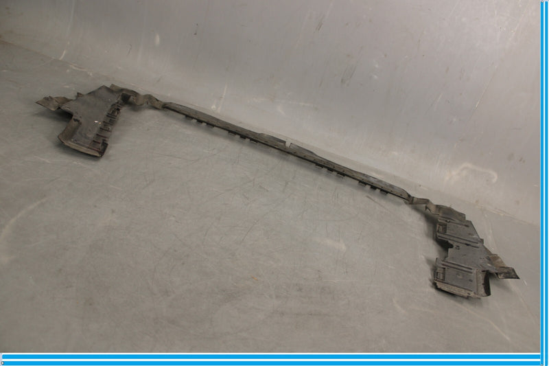 Load image into Gallery viewer, 10-13 Mercedes E350 E550 W207 Air Guide Plate Baffle Trim Oem