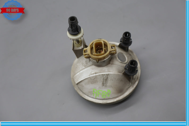 Load image into Gallery viewer, 2011 GMC Acadia Denali Front Right Passenger Side Fog Light Foglight Lamp Oem