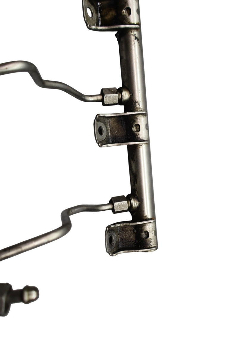 Load image into Gallery viewer, 08-17 BMW 740i 740Li 750i High Pressure Fuel Injection Injector Rail Tube Oem