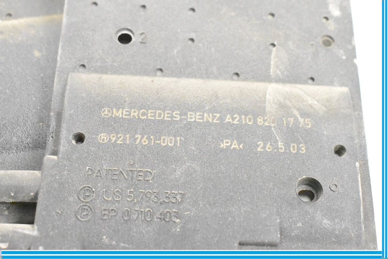 Load image into Gallery viewer, 00-06 Mercedes CL500 CL600 W215 Rear Bumper Radio Telephone Antenna Oem