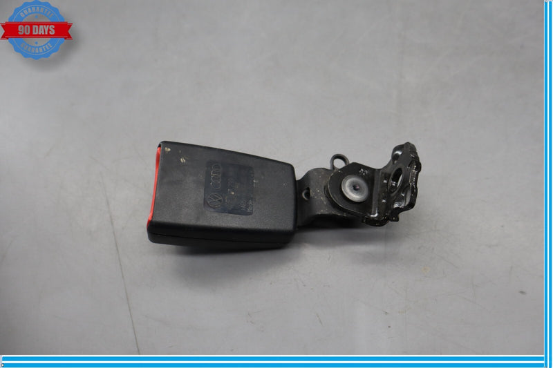 Load image into Gallery viewer, 12-18 Audi A7 A7 Quattro Rear Right/Left Side Seatbelt Latch Buckle Receiver Oem