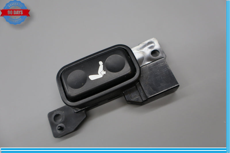 Load image into Gallery viewer, 01-06 Lexus LS430 SC430 Front Left Driver Side Seat Lumbar Control Switch Oem