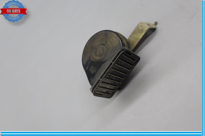 Load image into Gallery viewer, 03-09 Hummer H2 Right Passenger Side High Note Tone Horn Signal Oem