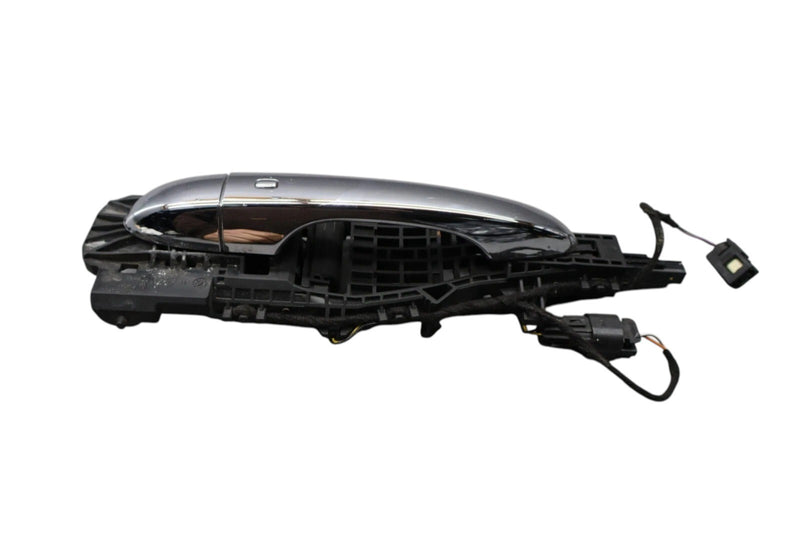 Load image into Gallery viewer, 14-22 Maserati Quattroporte Front Right Passenger Side Exterior Door Handle Oem