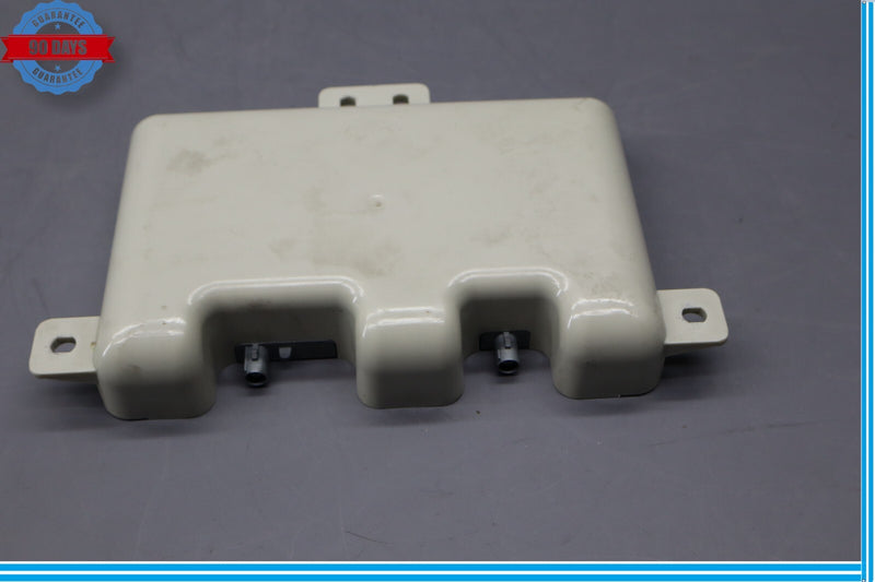 Load image into Gallery viewer, 04-10 BMW 645Ci 650i Right Passenger Side Multi-band Antenna Module Oem