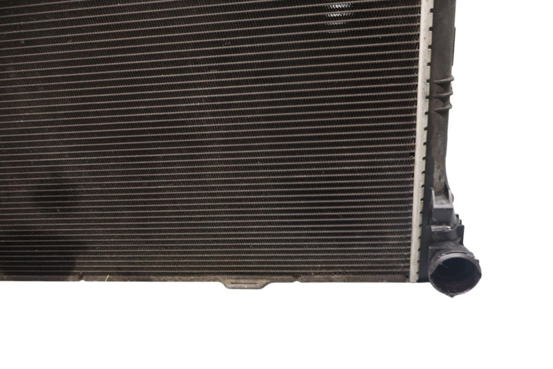 Load image into Gallery viewer, 08-15 Mercedes W212 E350 C300 Engine Motor Water Cooling Radiator 2045003003 Oem