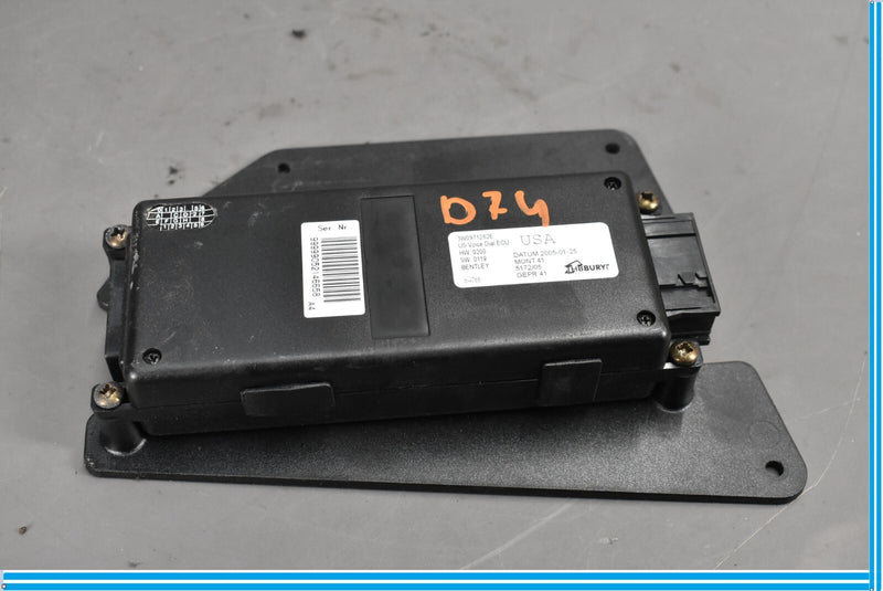 Load image into Gallery viewer, 05-09 Bentley Continental Control Unit For Telephone Voice Control Module Oem