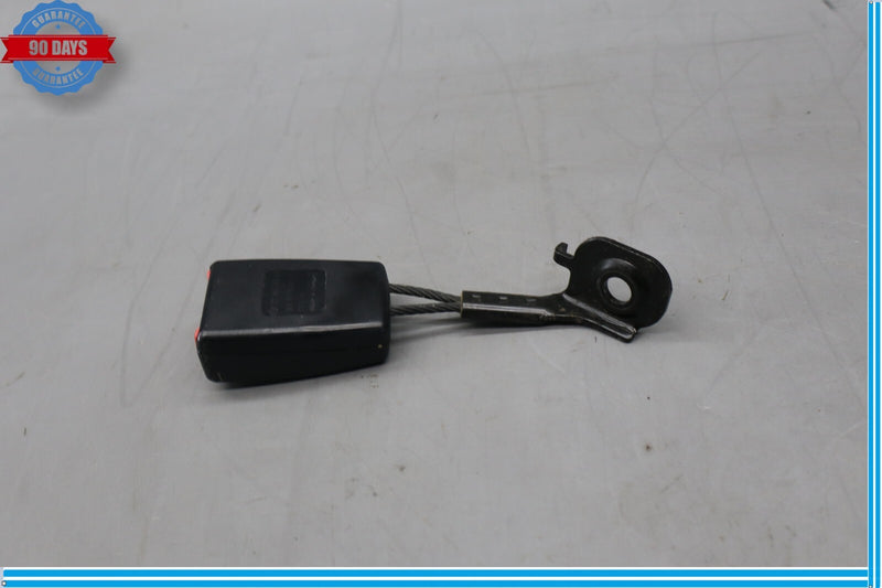Load image into Gallery viewer, 03-08 Mercedes E320 E350 W211 Left or Right Seat Belt Seatbelt Buckle Oem