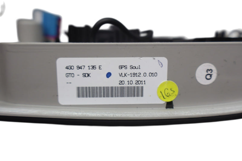 Load image into Gallery viewer, 12-18 Audi A7 Roof Overhead Console Dome Light Lamp Panel Switch Assembly Oem