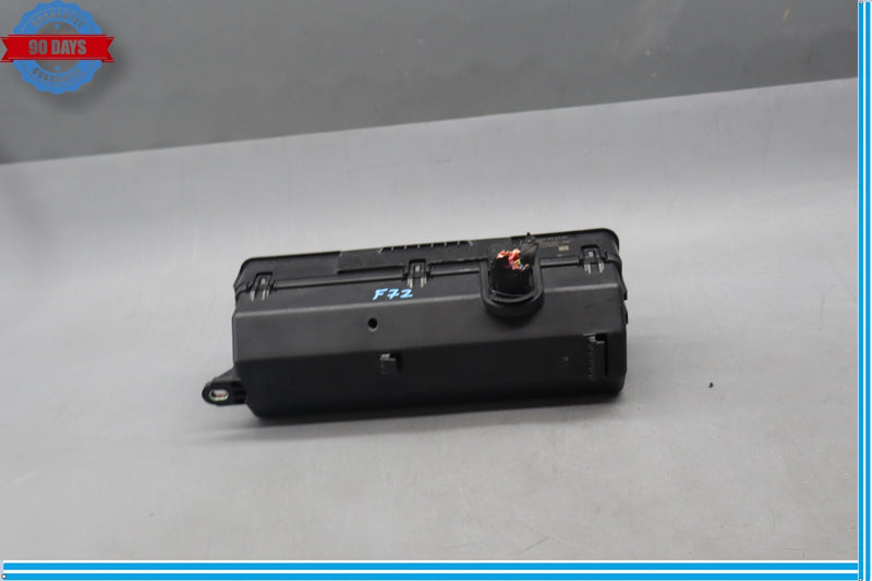 Load image into Gallery viewer, 14-17 Land Range Rover Sport Rear Fuse Relay Junction Fuse Box Oem