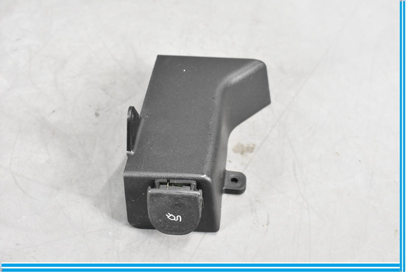 Load image into Gallery viewer, 04-09 Jaguar XJ8 XJR Glove Box 12V Outlet Plug Black 2W93F060D08AA Oem