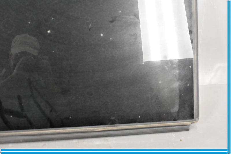 Load image into Gallery viewer, 11-17 Volkswagen VW Touareg Rear Rear Panoramic Sunroof Glass Window Oem