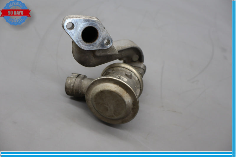 Load image into Gallery viewer, Bentley Continental Gt 2008 Right EGR Valve & Connector Pipe 07C131166D Oem