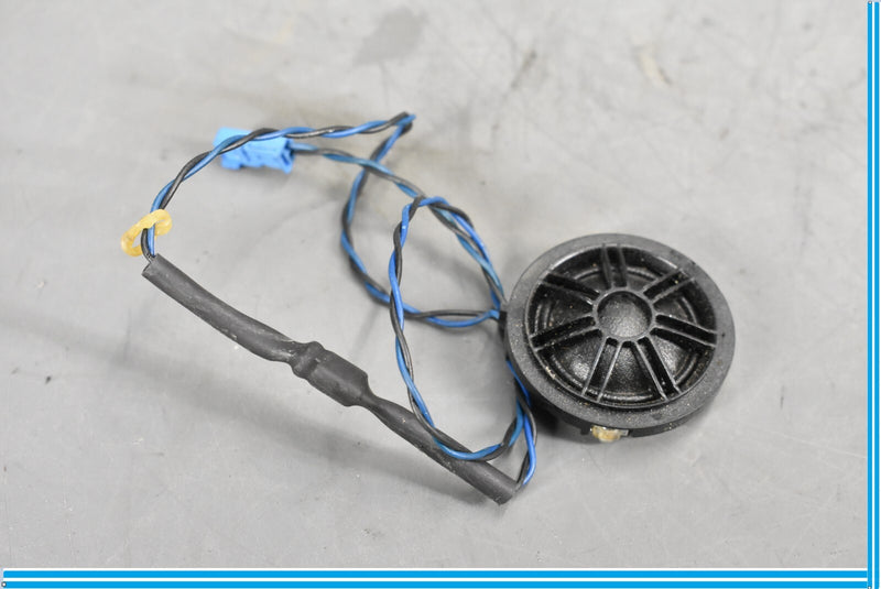 Load image into Gallery viewer, 12-18 BMW 320i 328i F30 Front Left Or Right Side Door Hifi Speaker Tweeter Oem