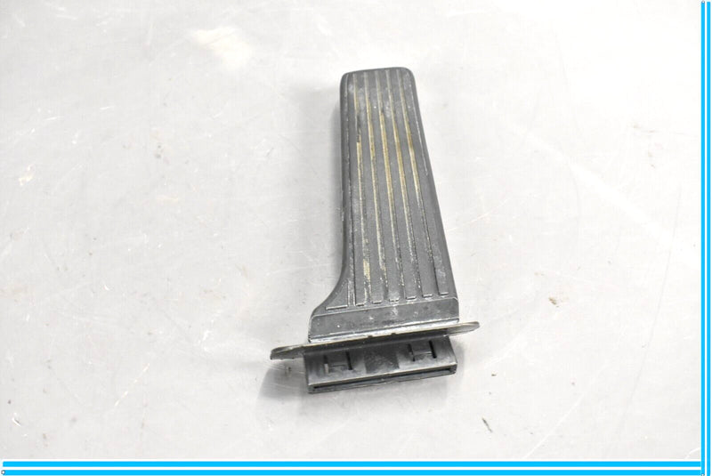 Load image into Gallery viewer, 07-12 Lexus LS460 Gas Accelerator Throttle Pedal Pad Oem